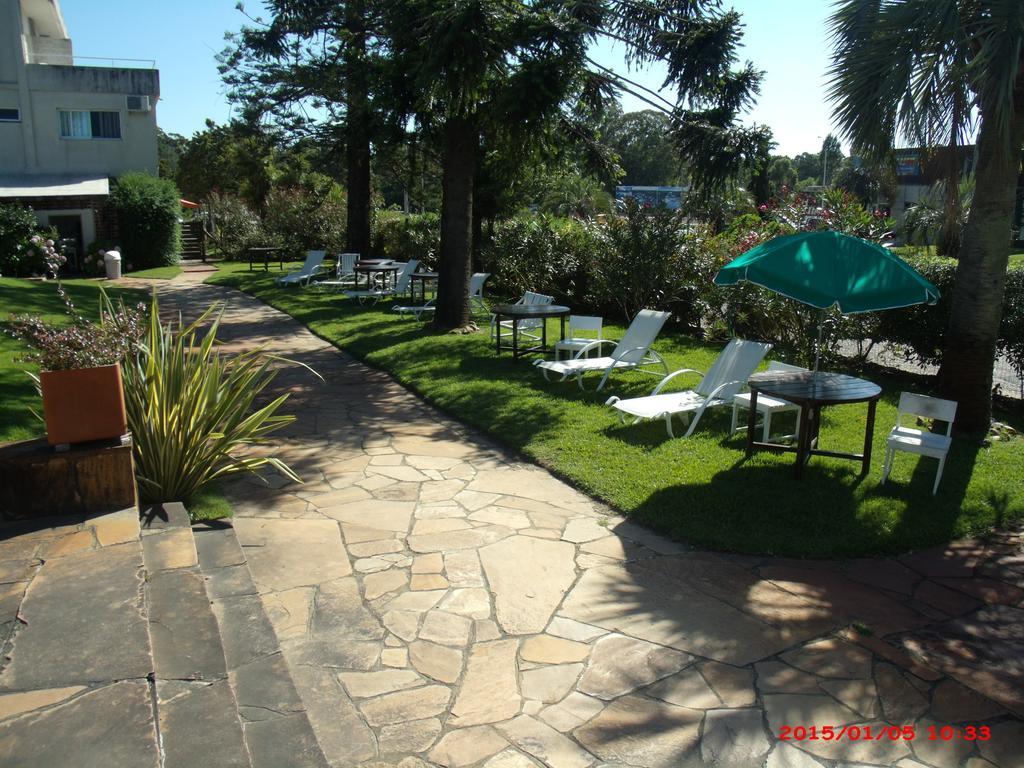 Hotel Puesta Del Sol Punta Ballena Exterior photo