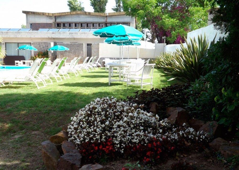 Hotel Puesta Del Sol Punta Ballena Exterior photo